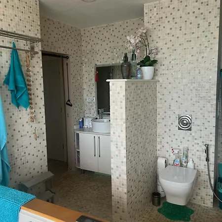 Sea View Terrace 1 Bedroom Apt *